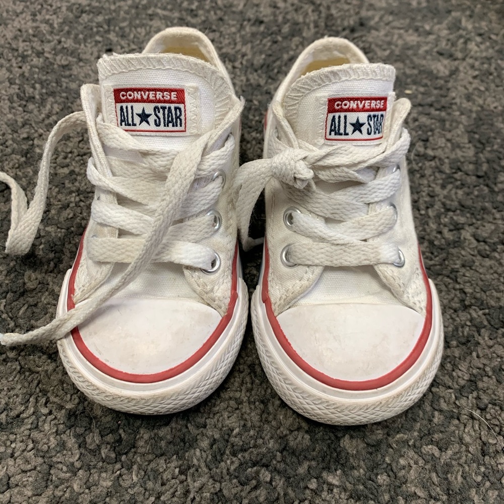 white converse 5c